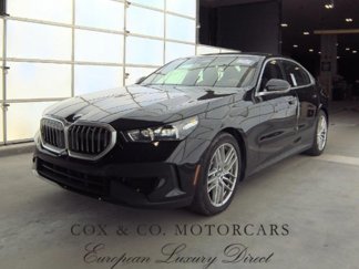 Used 2025 BMW 530i xDrive image 1