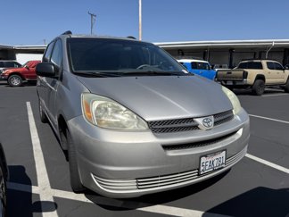 Used 2004 Toyota Sienna CE image 1