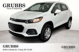 Used 2022 Chevrolet Trax LS w/ Tint and Cruise Package image 1