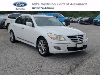 Used 2011 Hyundai Genesis 4.6 image 1