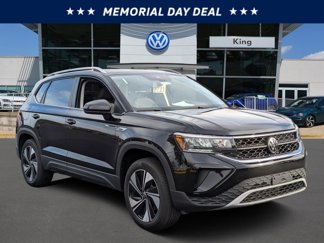 New 2024 Volkswagen Taos SE image 1