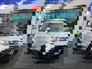 Used 2017 Kia Soul image 1