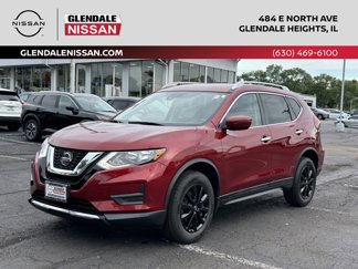 Used 2019 Nissan Rogue SV image 1