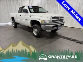 Used 2001 Dodge Ram 2500 Truck ST image 1