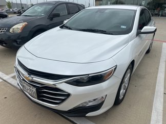 Used 2019 Chevrolet Malibu LT w/ Driver Confidence Package II image 1