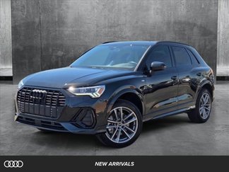 Used 2024 Audi Q3 2.0T Premium image 1