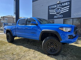 Used 2020 Toyota Tacoma TRD Off-Road image 1
