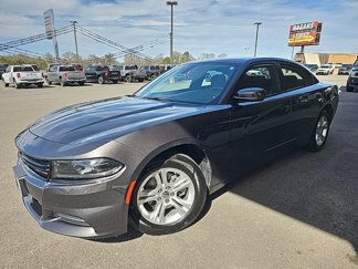 Used 2022 Dodge Charger SXT image 1
