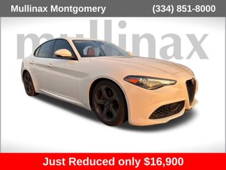 Used 2017 Alfa Romeo Giulia Ti w/ TI 18" Sport Package image 1