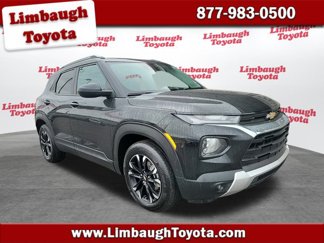 Used 2023 Chevrolet TrailBlazer LT w/ Convenience Package image 1