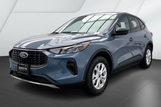 Used 2025 Ford Escape Active w/ Cold Weather Package image 1