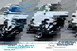 Certified 2024 Volkswagen Taos SE image 1