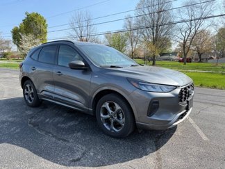 Used 2023 Ford Escape ST-Line image 1