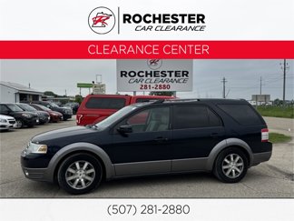 Used 2008 Ford Taurus X SEL image 1