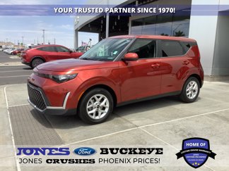 Used 2023 Kia Soul LX w/ LX Technology Package image 1