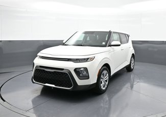 Certified 2022 Kia Soul LX image 1