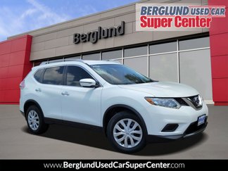 Used 2016 Nissan Rogue S w/ Appearance Package image 1