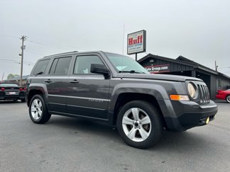 Used 2015 Jeep Patriot Latitude image 1