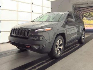 Used 2015 Jeep Cherokee Trailhawk w/ Comfort/Convenience Group image 1