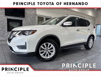 Used 2020 Nissan Rogue SV image 1
