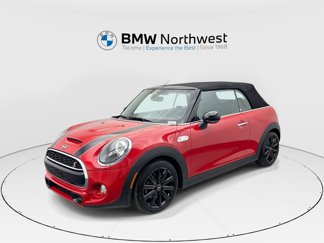 Used 2019 MINI Cooper S w/ Signature Upholstery Package image 1