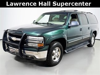 Used 2002 Chevrolet Suburban LT image 1