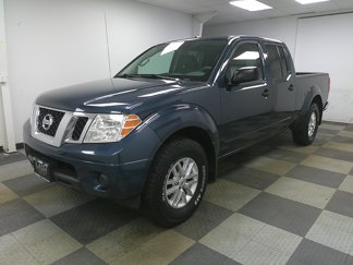 Used 2015 Nissan Frontier SV image 1
