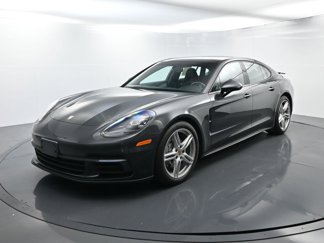 Certified 2018 Porsche Panamera 4 image 1