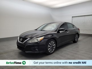 Used 2017 Nissan Altima 2.5 SV image 1