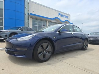 Used 2017 Tesla Model 3 Long Range image 1