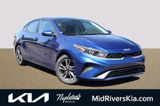 Certified 2022 Kia Forte LXS image 1