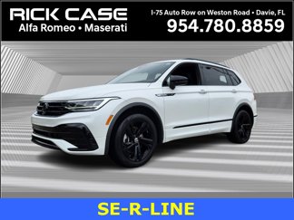 Used 2023 Volkswagen Tiguan SE R-Line image 1