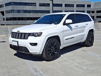 Used 2018 Jeep Grand Cherokee Altitude video 1