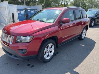 Used 2014 Jeep Compass Latitude image 1