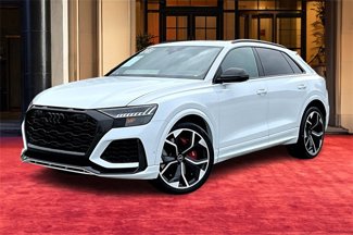 Used 2022 Audi RS Q8 w/ Carbon Optic Package image 1