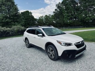 Used 2020 Subaru Outback Touring XT image 1