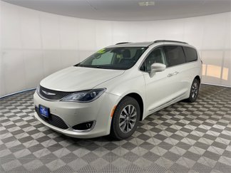 Used 2019 Chrysler Pacifica Touring-L Plus w/ Advanced Safetytec Group image 1