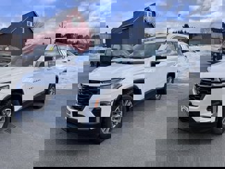 Used 2022 Chevrolet Traverse LT w/ LPO, Blackout Package image 1