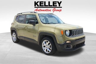 Used 2015 Jeep Renegade Latitude w/ Popular Equipment Group image 1