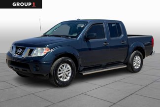 Used 2017 Nissan Frontier SV image 1