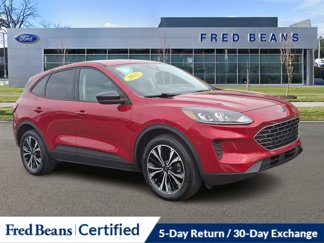 Certified 2022 Ford Escape SE w/ SE Sport Appearance Package image 1