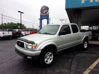 Used 2004 Toyota Tacoma PreRunner image 1