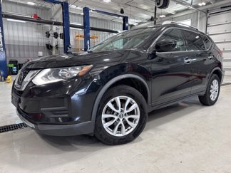 Used 2018 Nissan Rogue SV image 1