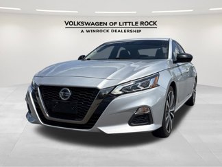 Used 2021 Nissan Altima 2.5 SR image 1