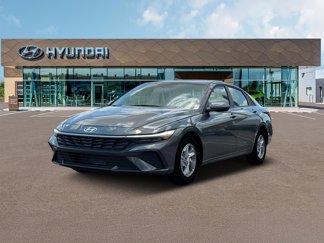Certified 2024 Hyundai Elantra SE image 1
