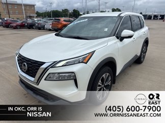 Used 2021 Nissan Rogue SV image 1
