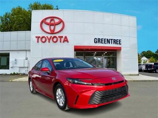 Certified 2025 Toyota Camry LE image 1