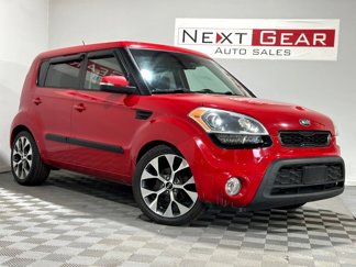 Used 2013 Kia Soul ! image 1