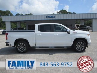 Used 2024 Chevrolet Silverado 1500 LT image 1
