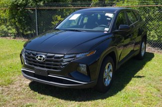 Used 2024 Hyundai Tucson SE image 1